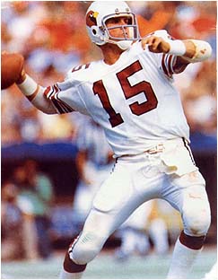 Neil Lomax-15 of the Phoenix Cardinals