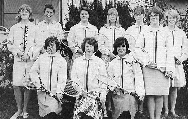 Girls Tennis